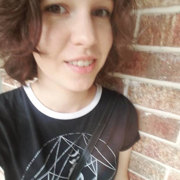 Meet your Posher, Drisana - Picture 1 of 1